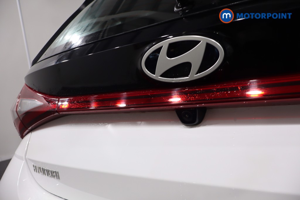 Hyundai I20 Advance Automatic Petrol Hatchback - Stock Number (1610877) - 32nd supplementary image