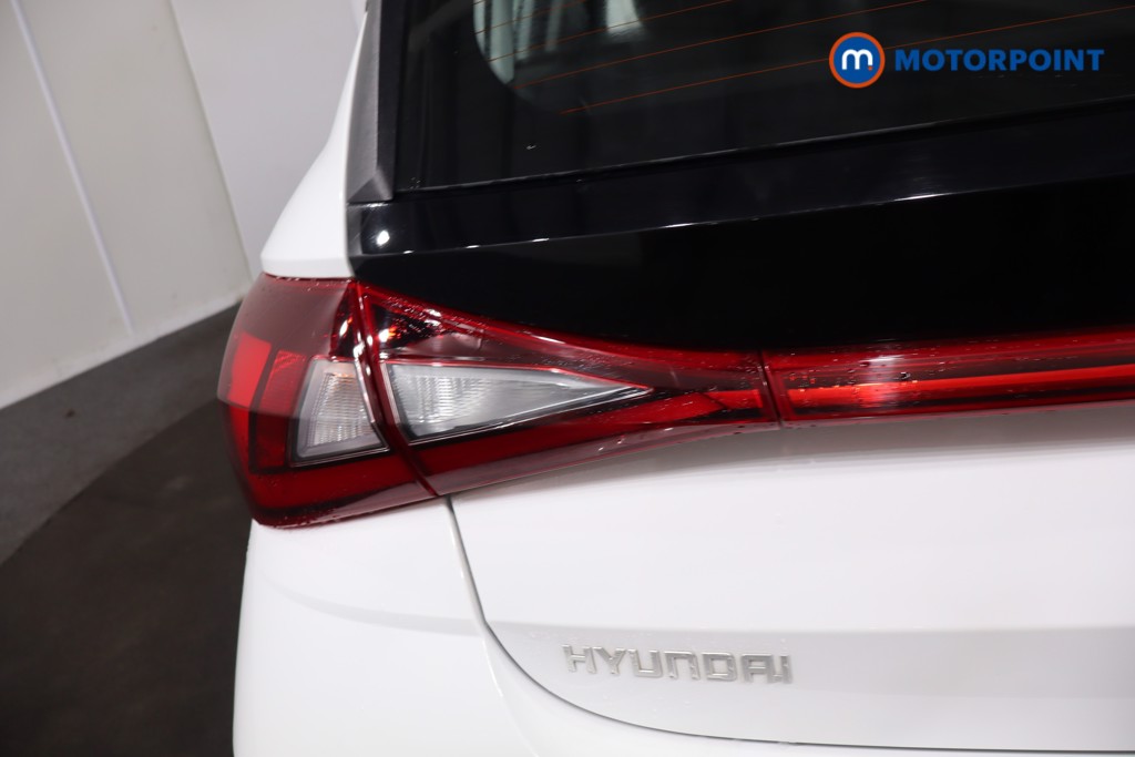 Hyundai I20 Advance Automatic Petrol Hatchback - Stock Number (1610877) - 33rd supplementary image