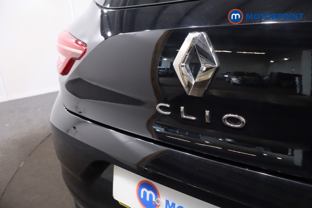 Renault Clio Iconic Edition Manual Petrol Hatchback - Stock Number (1611524) - 30th supplementary image
