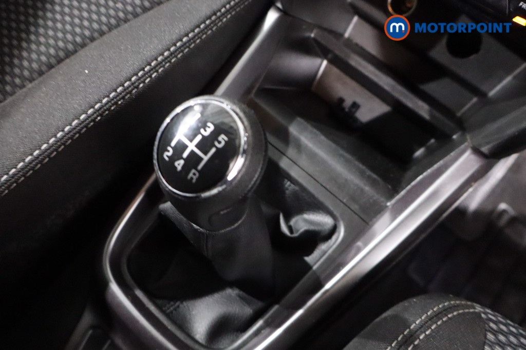 Suzuki Vitara Sz-T Manual Petrol SUV - Stock Number (1611846) - 18th supplementary image