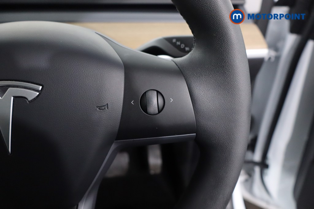 Tesla Model Y Rwd 5Dr Auto Automatic Electric SUV - Stock Number (1611880) - 8th supplementary image