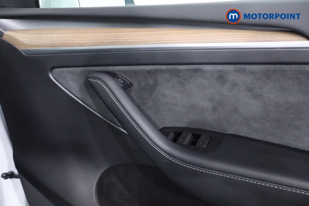 Tesla Model Y Rwd 5Dr Auto Automatic Electric SUV - Stock Number (1611880) - 21st supplementary image