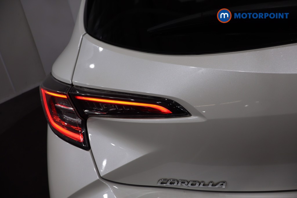 Toyota Corolla Design Automatic Petrol-Electric Hybrid Hatchback - Stock Number (1612368) - 35th supplementary image