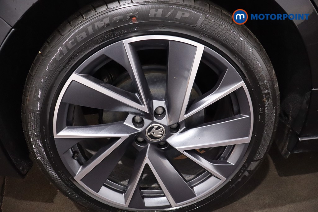 Skoda Enyaq 80 Sportline Plus Automatic Electric SUV - Stock Number (1613175) - 9th supplementary image