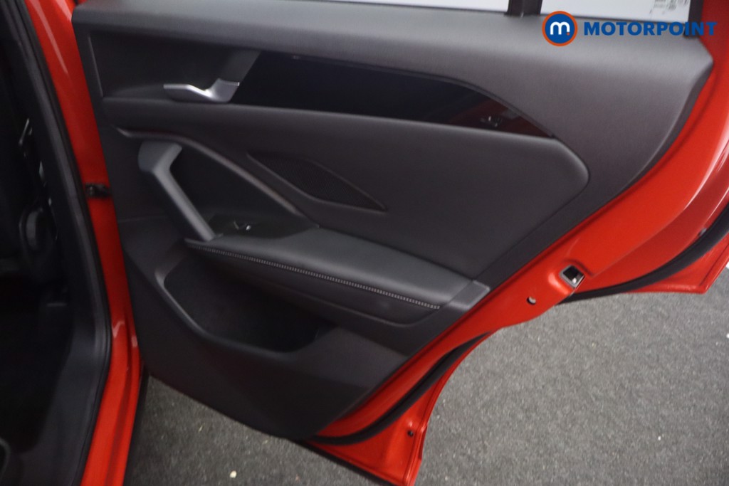 Volkswagen Tiguan R-Line Automatic Petrol SUV - Stock Number (1613344) - 21st supplementary image