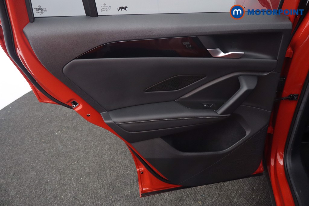 Volkswagen Tiguan R-Line Automatic Petrol SUV - Stock Number (1613344) - 22nd supplementary image