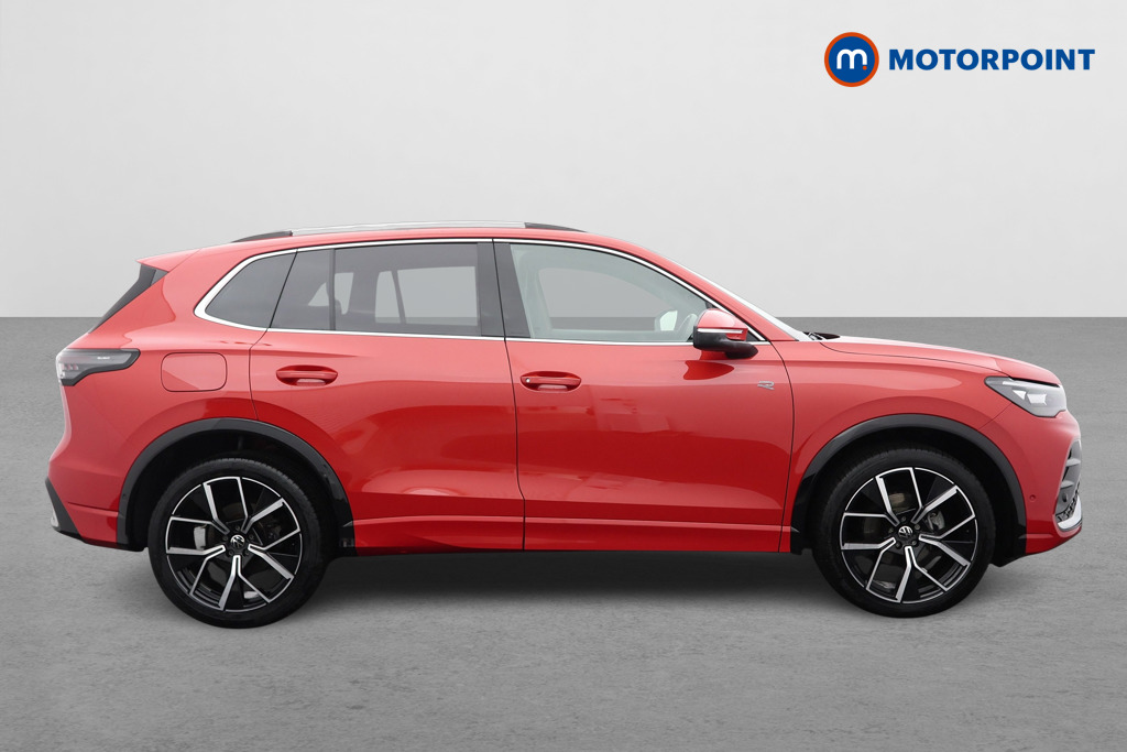 Volkswagen Tiguan R-Line Automatic Petrol SUV - Stock Number (1613344) - Drivers side