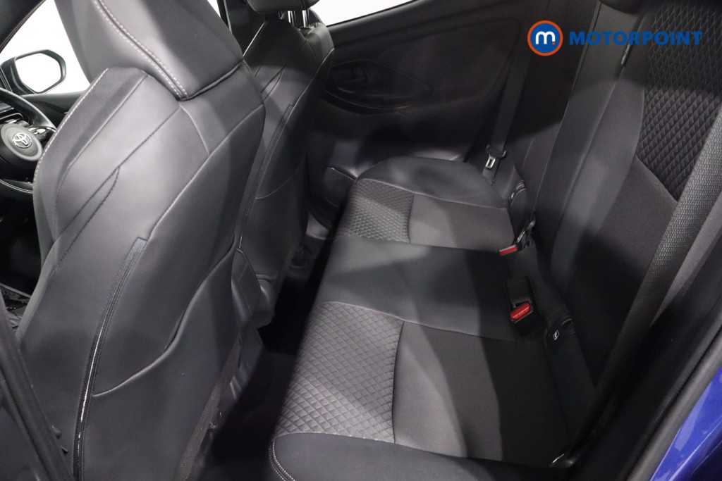 Toyota Yaris Dynamic Automatic Petrol-Electric Hybrid Hatchback - Stock Number (1613477) - 5th supplementary image