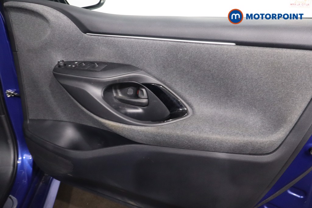 Toyota Yaris Dynamic Automatic Petrol-Electric Hybrid Hatchback - Stock Number (1613477) - 22nd supplementary image