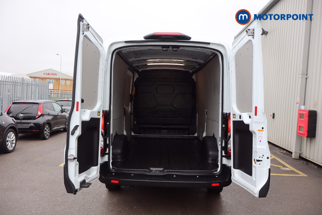 Ford Transit Limited Automatic Diesel Medium Roof Van - Stock Number (1608657) - 23rd supplementary image