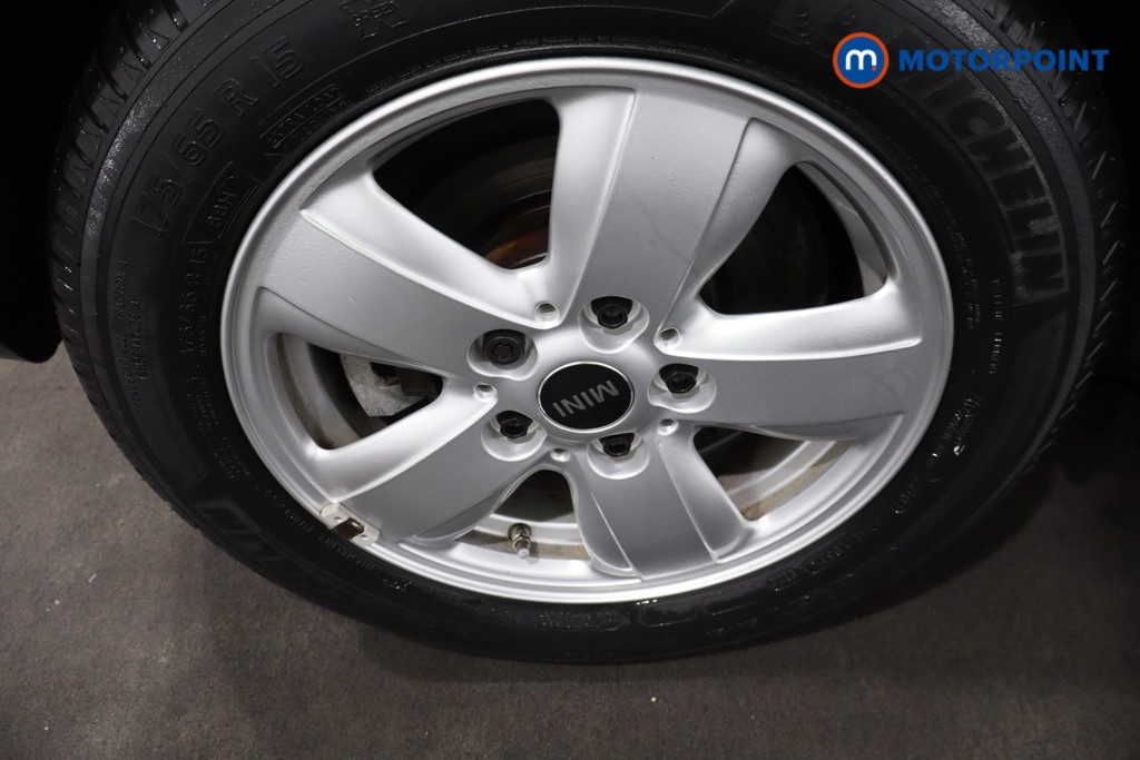 Mini Hatchback Cooper Classic Manual Petrol Hatchback - Stock Number (1611702) - 9th supplementary image