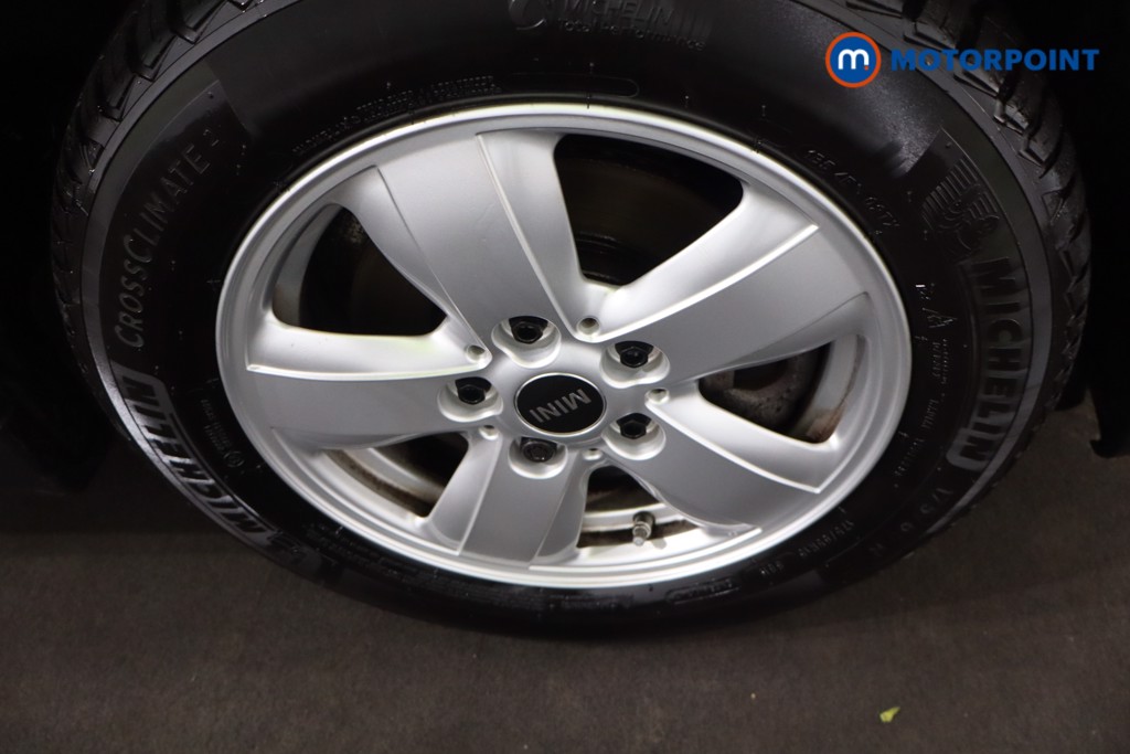 Mini Hatchback Cooper Classic Manual Petrol Hatchback - Stock Number (1611702) - 10th supplementary image