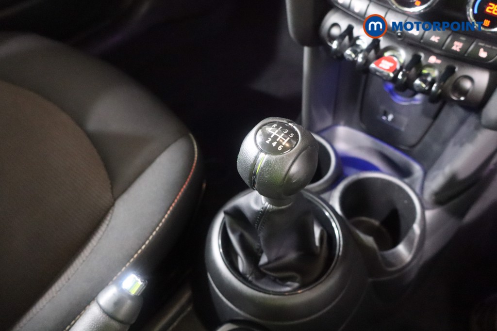 Mini Hatchback Cooper Classic Manual Petrol Hatchback - Stock Number (1611702) - 14th supplementary image