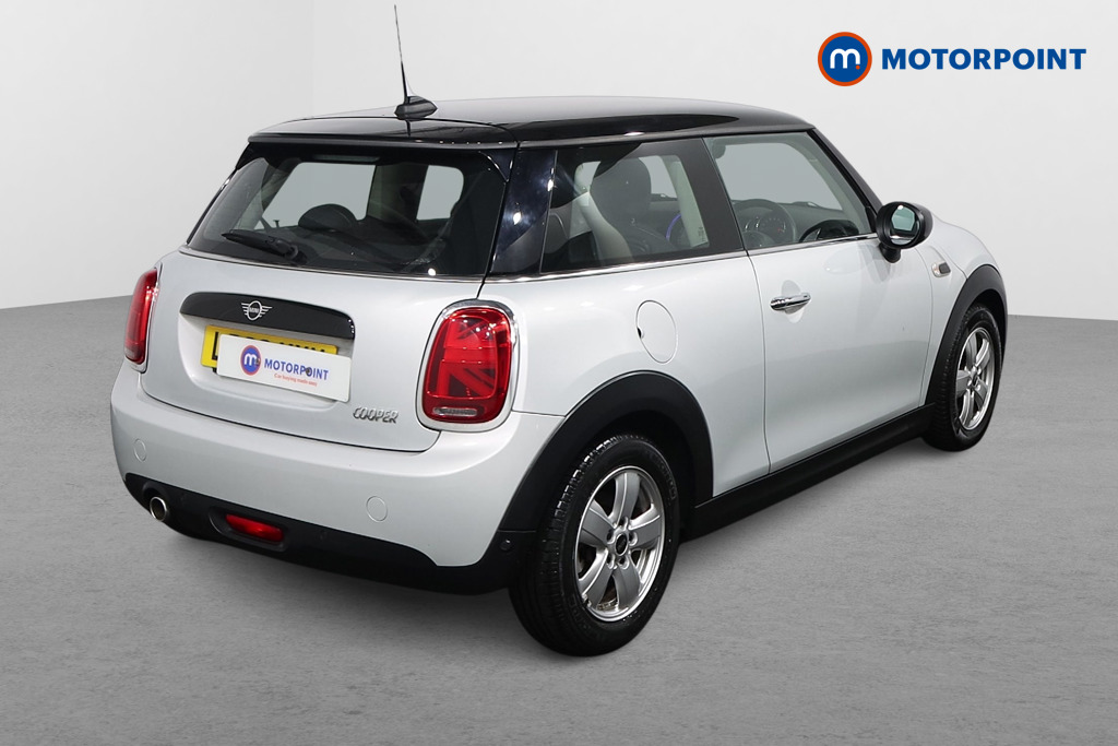Mini Hatchback Cooper Classic Manual Petrol Hatchback - Stock Number (1611702) - Drivers side rear corner