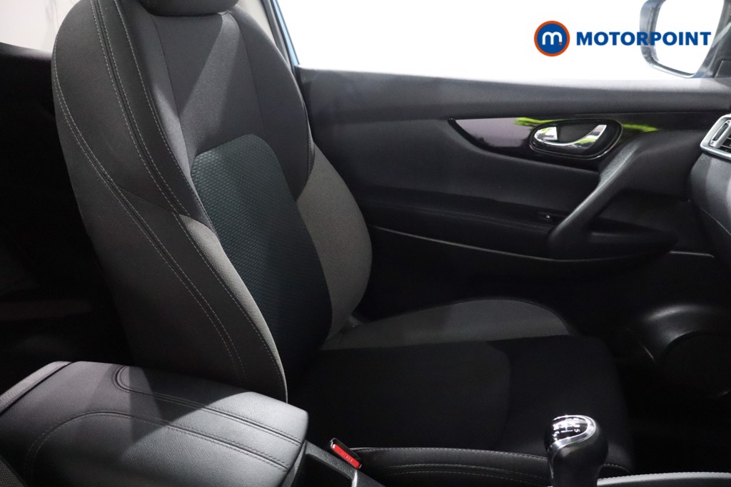 Nissan Qashqai N-Connecta Manual Petrol SUV - Stock Number (1612070) - 21st supplementary image