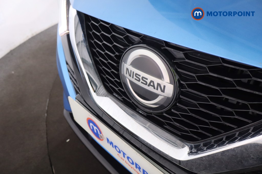 Nissan Qashqai N-Connecta Manual Petrol SUV - Stock Number (1612070) - 26th supplementary image