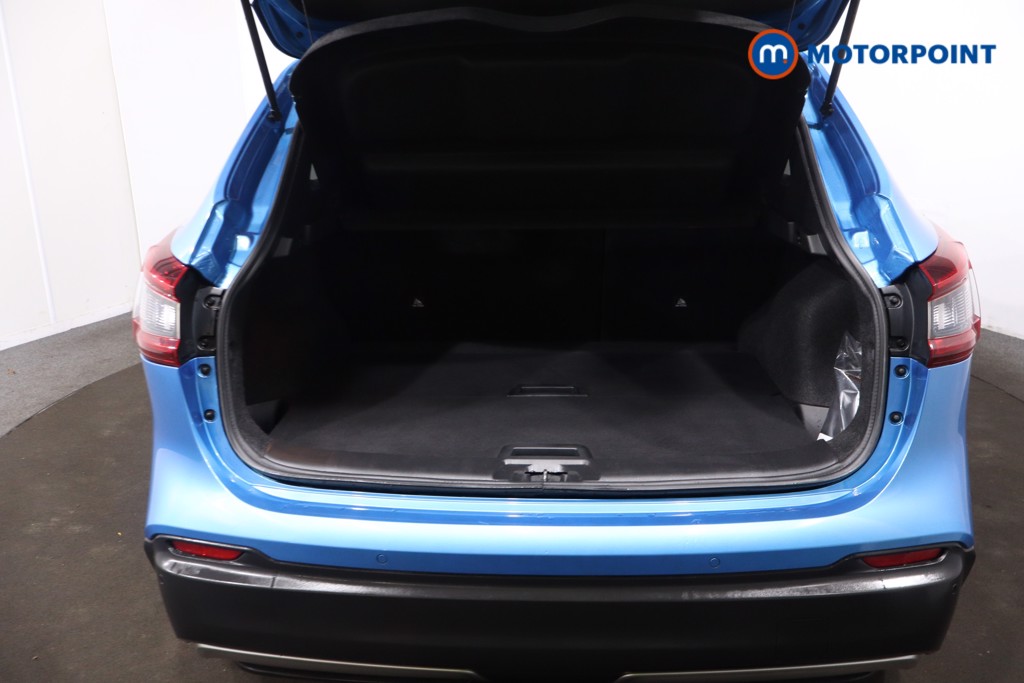Nissan Qashqai N-Connecta Manual Petrol SUV - Stock Number (1612070) - 29th supplementary image