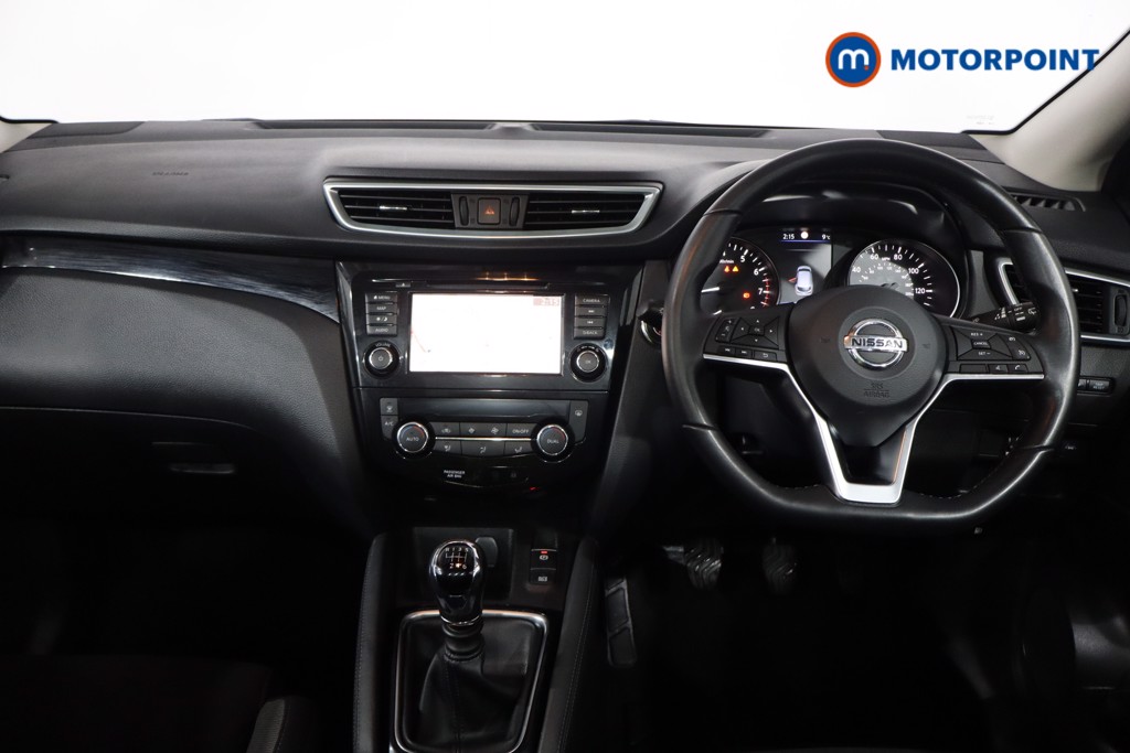 Nissan Qashqai N-Connecta Manual Petrol SUV - Stock Number (1612070) - 1st supplementary image