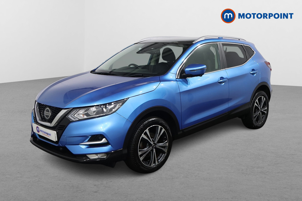 Nissan Qashqai N-Connecta Manual Petrol SUV - Stock Number (1612070) - Passenger side front corner