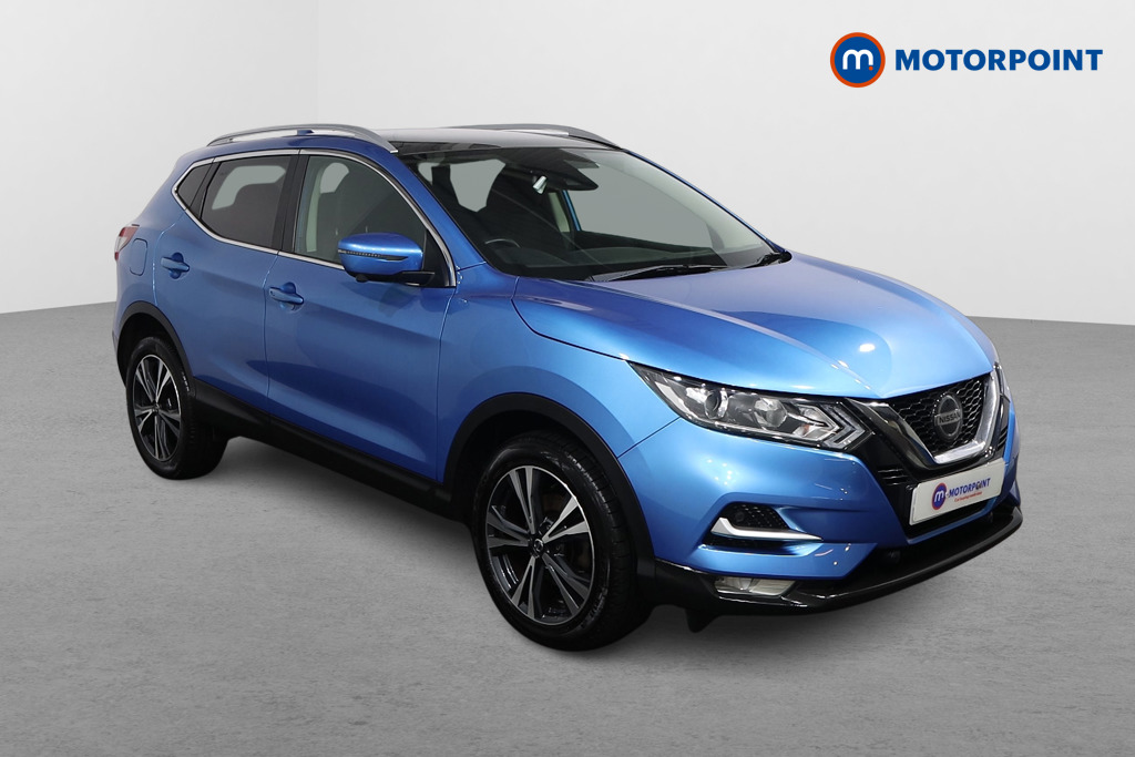 Nissan Qashqai N-Connecta Manual Petrol SUV - Stock Number (1612070) - Drivers side front corner