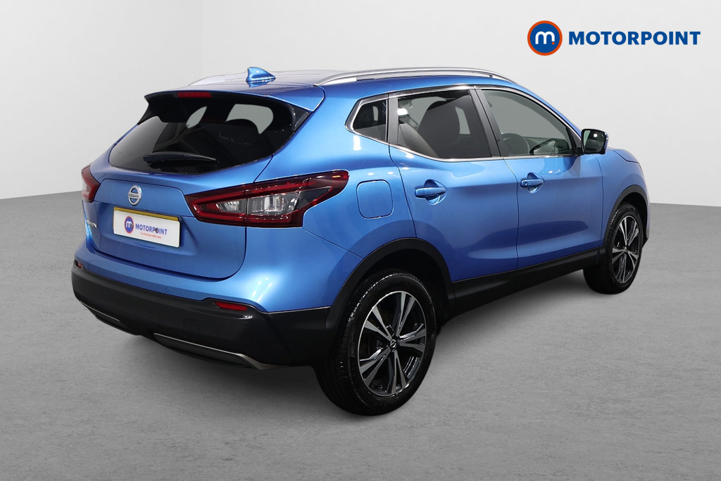 Nissan Qashqai N-Connecta Manual Petrol SUV - Stock Number (1612070) - Drivers side rear corner
