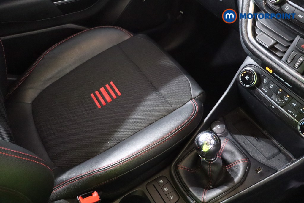Ford Fiesta St-Line X Edition Manual Petrol Hatchback - Stock Number (1612532) - 15th supplementary image