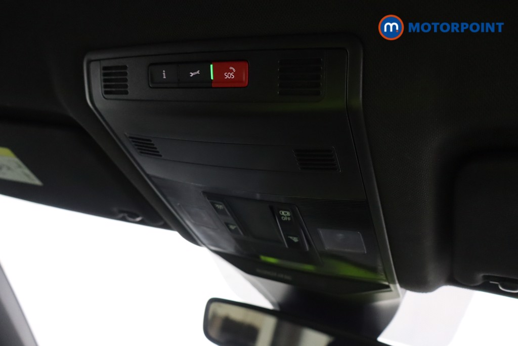 Volkswagen T-Roc R-Line Manual Petrol SUV - Stock Number (1613481) - 18th supplementary image