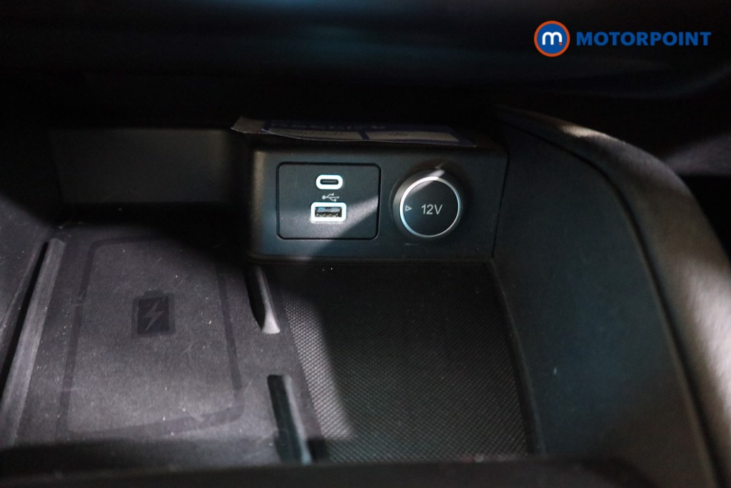 Ford Kuga Titanium Automatic Petrol Plug-In Hybrid SUV - Stock Number (1582672) - 9th supplementary image