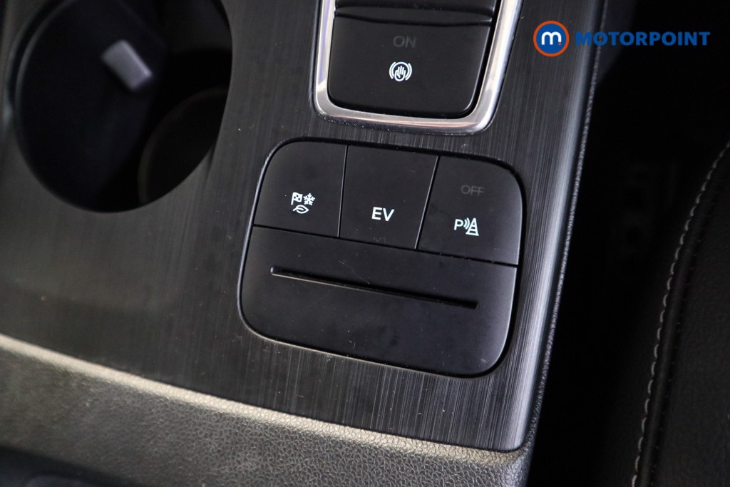 Ford Kuga Titanium Automatic Petrol Plug-In Hybrid SUV - Stock Number (1582672) - 10th supplementary image