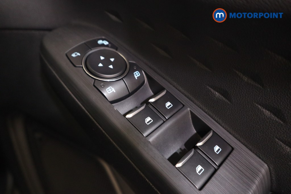 Ford Kuga Titanium Automatic Petrol Plug-In Hybrid SUV - Stock Number (1582672) - 13th supplementary image