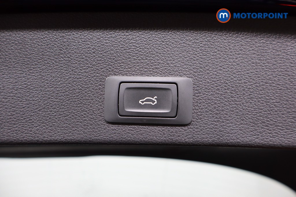 Audi Q2 S Line Manual Petrol SUV - Stock Number (1589456) - 25th supplementary image