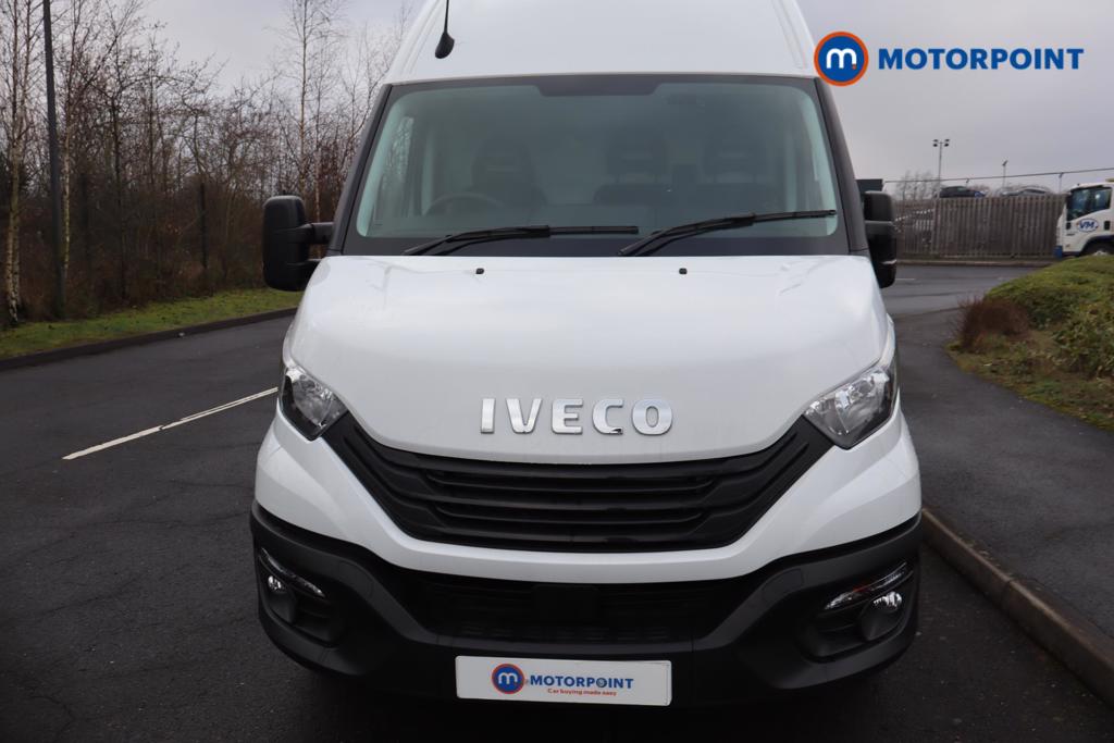 Iveco Daily Business Manual Diesel High Volume-High Roof Van - Stock Number (1597398) - Front bumper