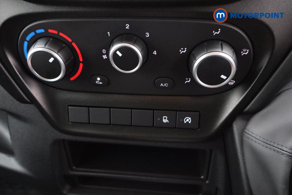 Iveco Daily Business Manual Diesel High Volume-High Roof Van - Stock Number (1597400) - 6th supplementary image