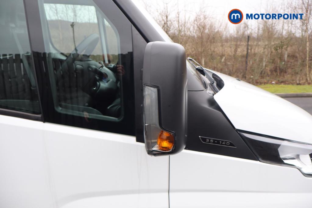 Iveco Daily Business Manual Diesel High Volume-High Roof Van - Stock Number (1597400) - 12th supplementary image