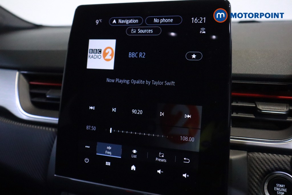 Renault Captur R.S. Line Automatic Petrol SUV - Stock Number (1598346) - 17th supplementary image