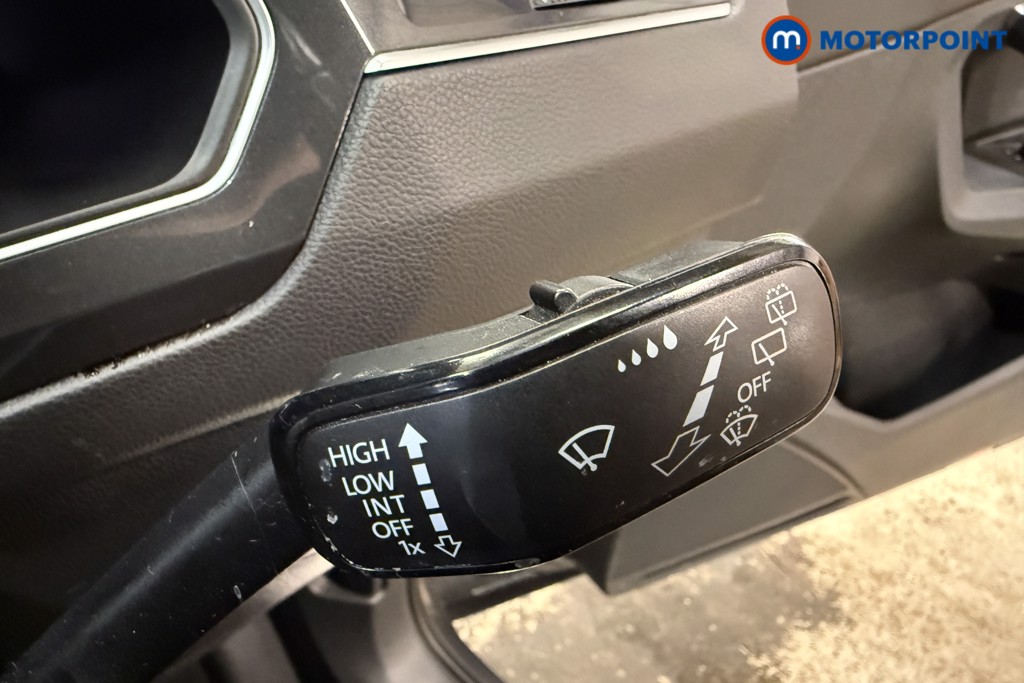 Volkswagen Tiguan R-Line Tech Automatic Diesel SUV - Stock Number (1599162) - 6th supplementary image