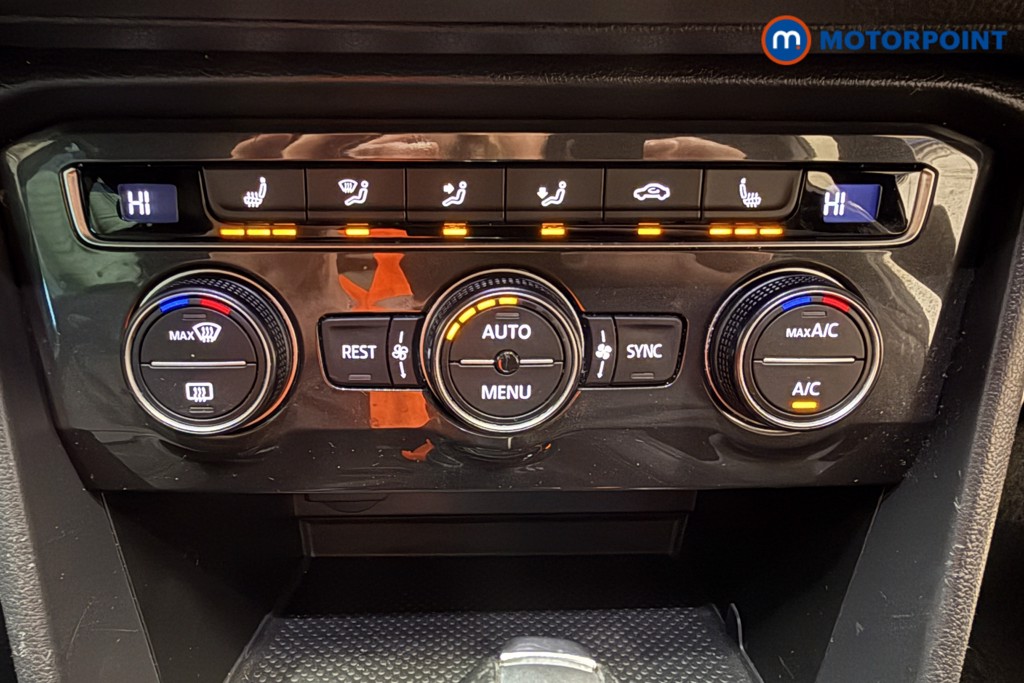 Volkswagen Tiguan R-Line Tech Automatic Diesel SUV - Stock Number (1599162) - 7th supplementary image