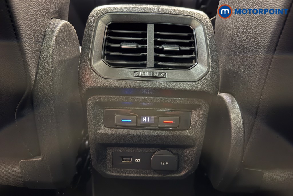 Volkswagen Tiguan R-Line Tech Automatic Diesel SUV - Stock Number (1599162) - 19th supplementary image