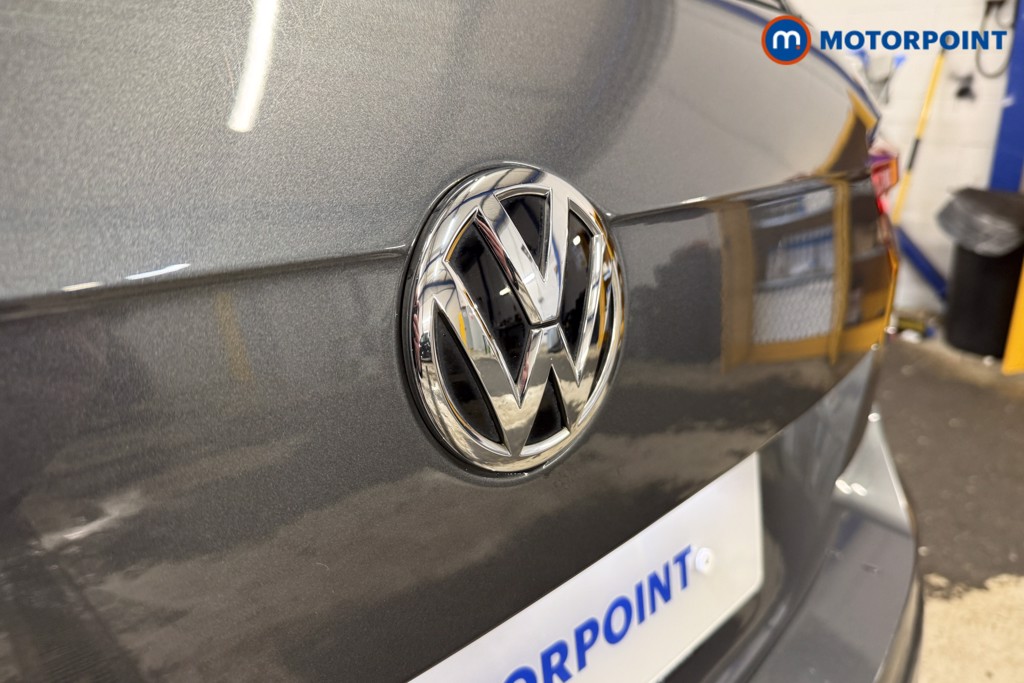 Volkswagen Tiguan R-Line Tech Automatic Diesel SUV - Stock Number (1599162) - 23rd supplementary image