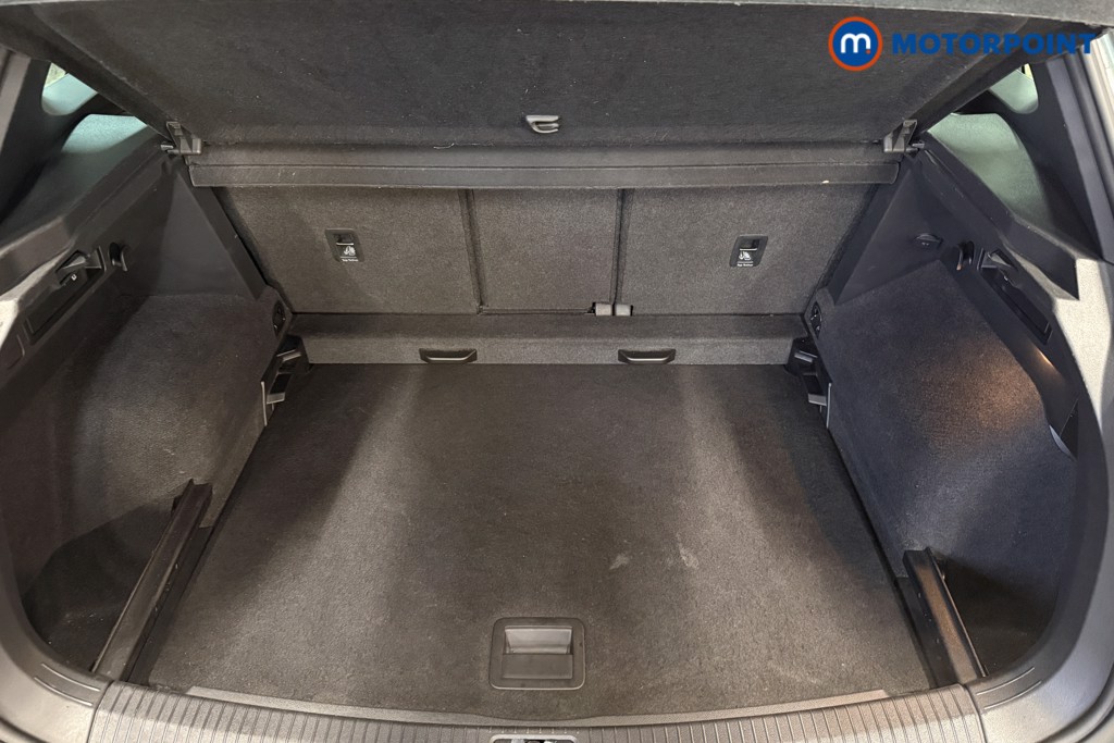 Volkswagen Tiguan R-Line Tech Automatic Diesel SUV - Stock Number (1599162) - 26th supplementary image