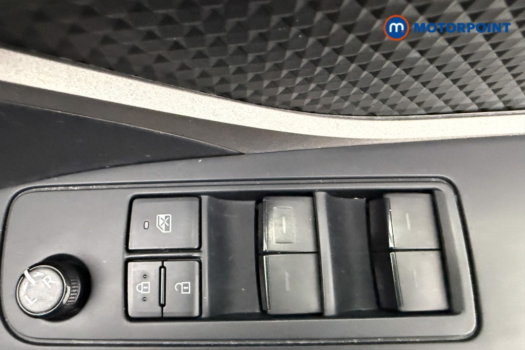 Toyota C-Hr Icon Automatic Petrol-Electric Hybrid SUV - Stock Number (1601979) - 17th supplementary image