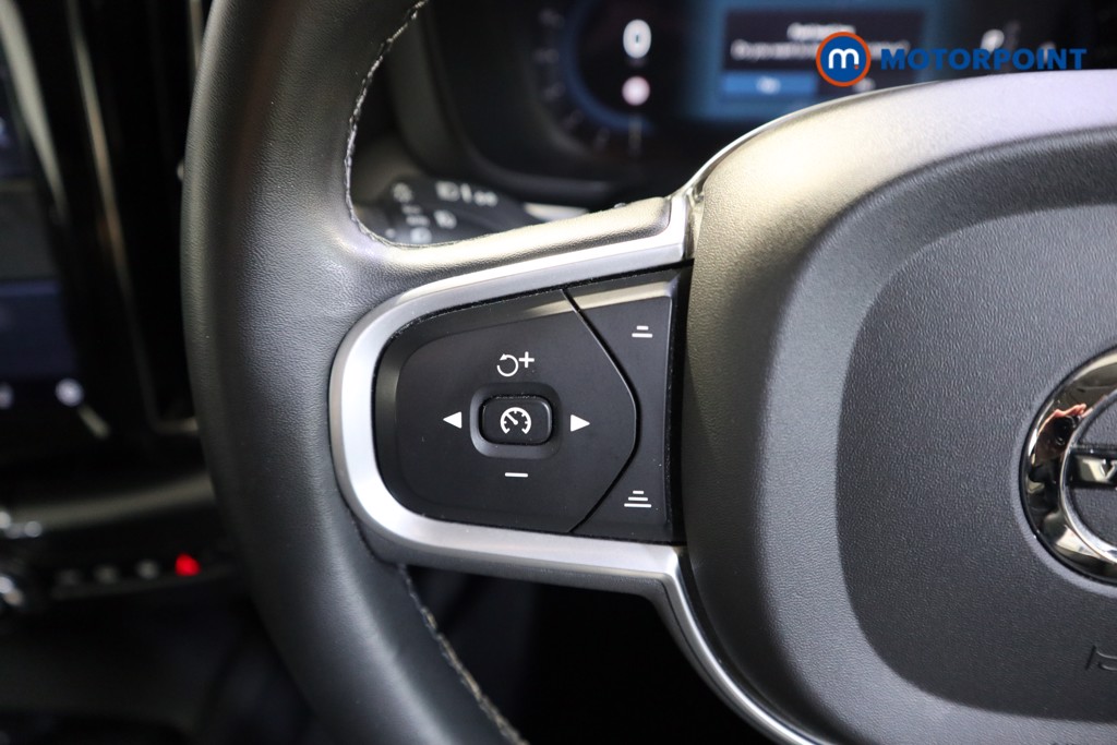 Volvo Xc60 Momentum Automatic Petrol SUV - Stock Number (1602471) - 3rd supplementary image