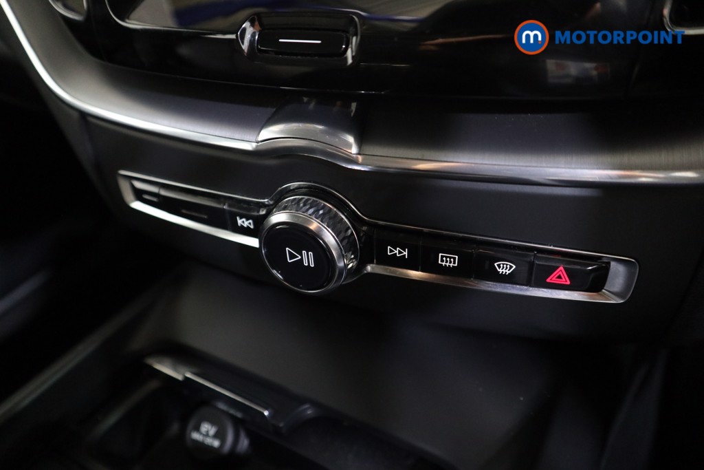 Volvo Xc60 Momentum Automatic Petrol SUV - Stock Number (1602471) - 7th supplementary image