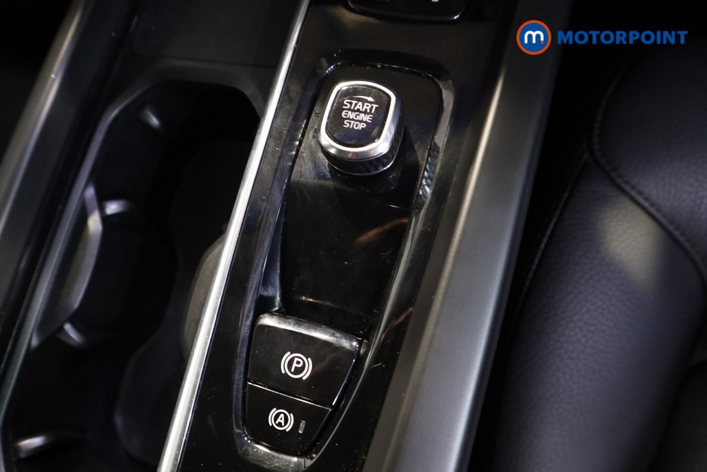 Volvo Xc60 Momentum Automatic Petrol SUV - Stock Number (1602471) - 8th supplementary image