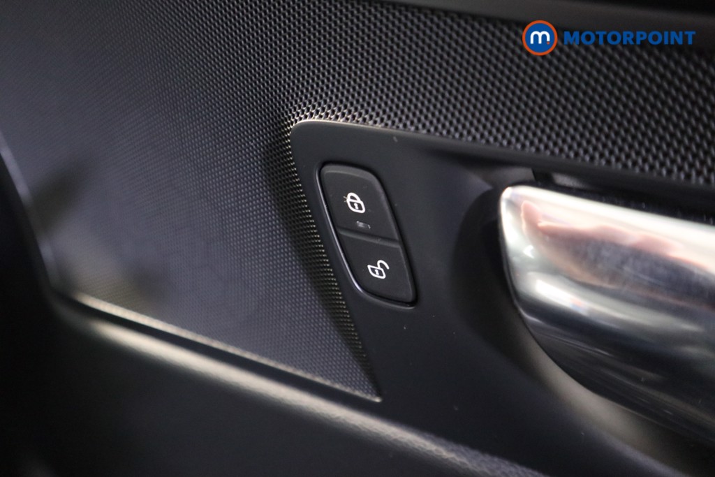 Volvo Xc60 Momentum Automatic Petrol SUV - Stock Number (1602471) - 11th supplementary image