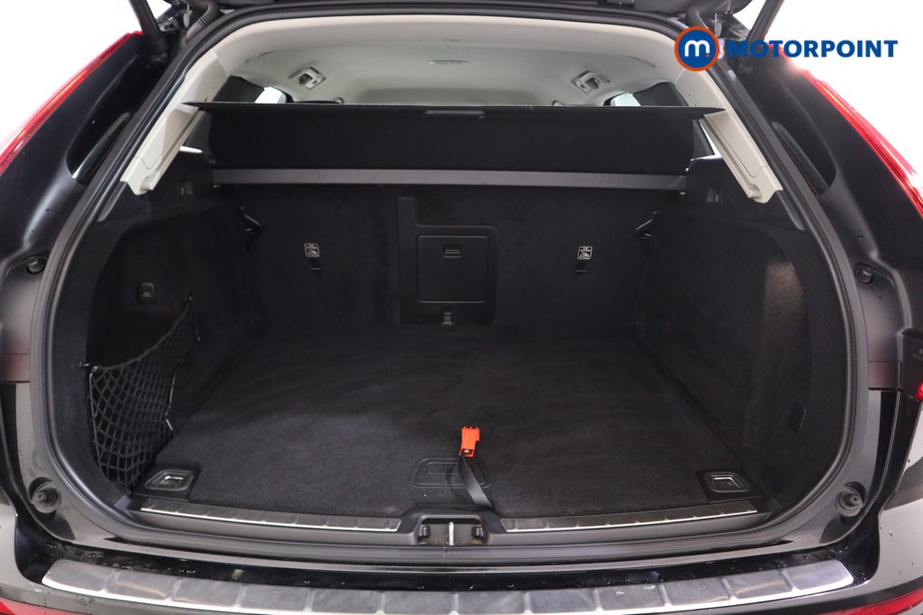 Volvo Xc60 Momentum Automatic Petrol SUV - Stock Number (1602471) - 18th supplementary image