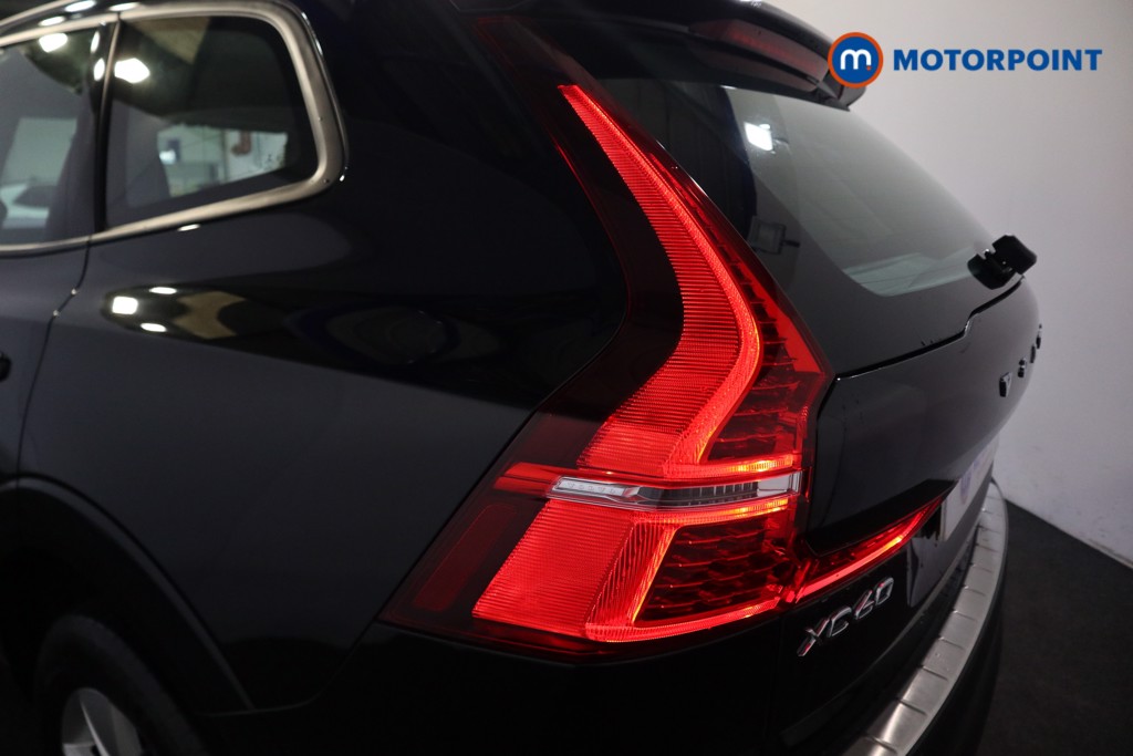 Volvo Xc60 Momentum Automatic Petrol SUV - Stock Number (1602471) - 26th supplementary image