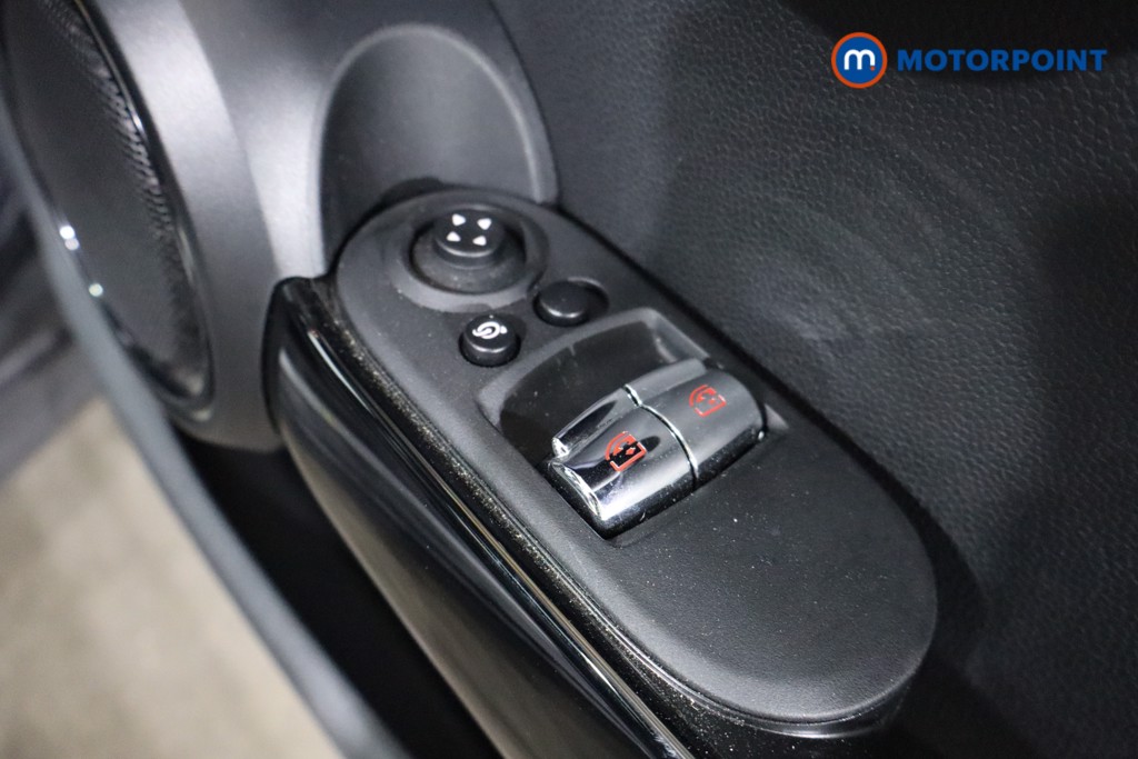 Mini Hatchback Cooper S Level 3 Automatic Electric Hatchback - Stock Number (1603039) - 18th supplementary image