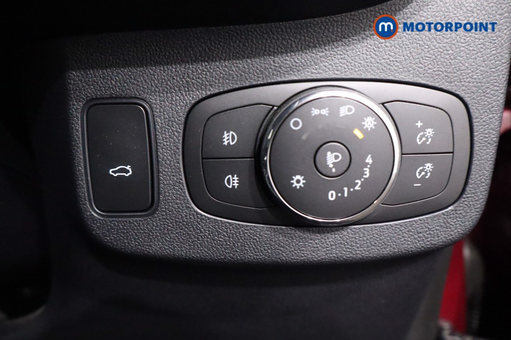 Ford Puma Vivid Ruby Edition Manual Petrol SUV - Stock Number (1604355) - 17th supplementary image