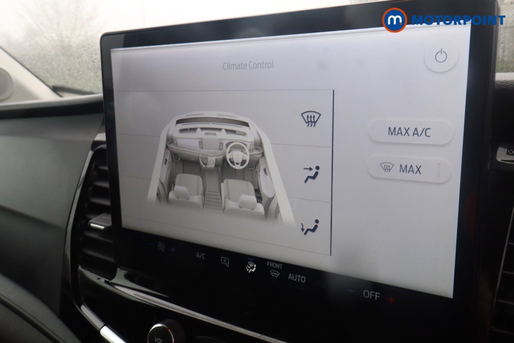 Ford Transit Limited Automatic Diesel Medium Roof Van - Stock Number (1605117) - 9th supplementary image